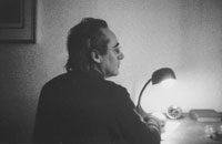 PHOTO: KEEP IN TOUCH